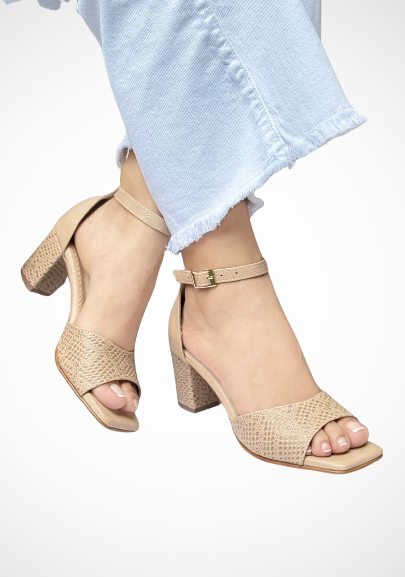 Tacones cuero