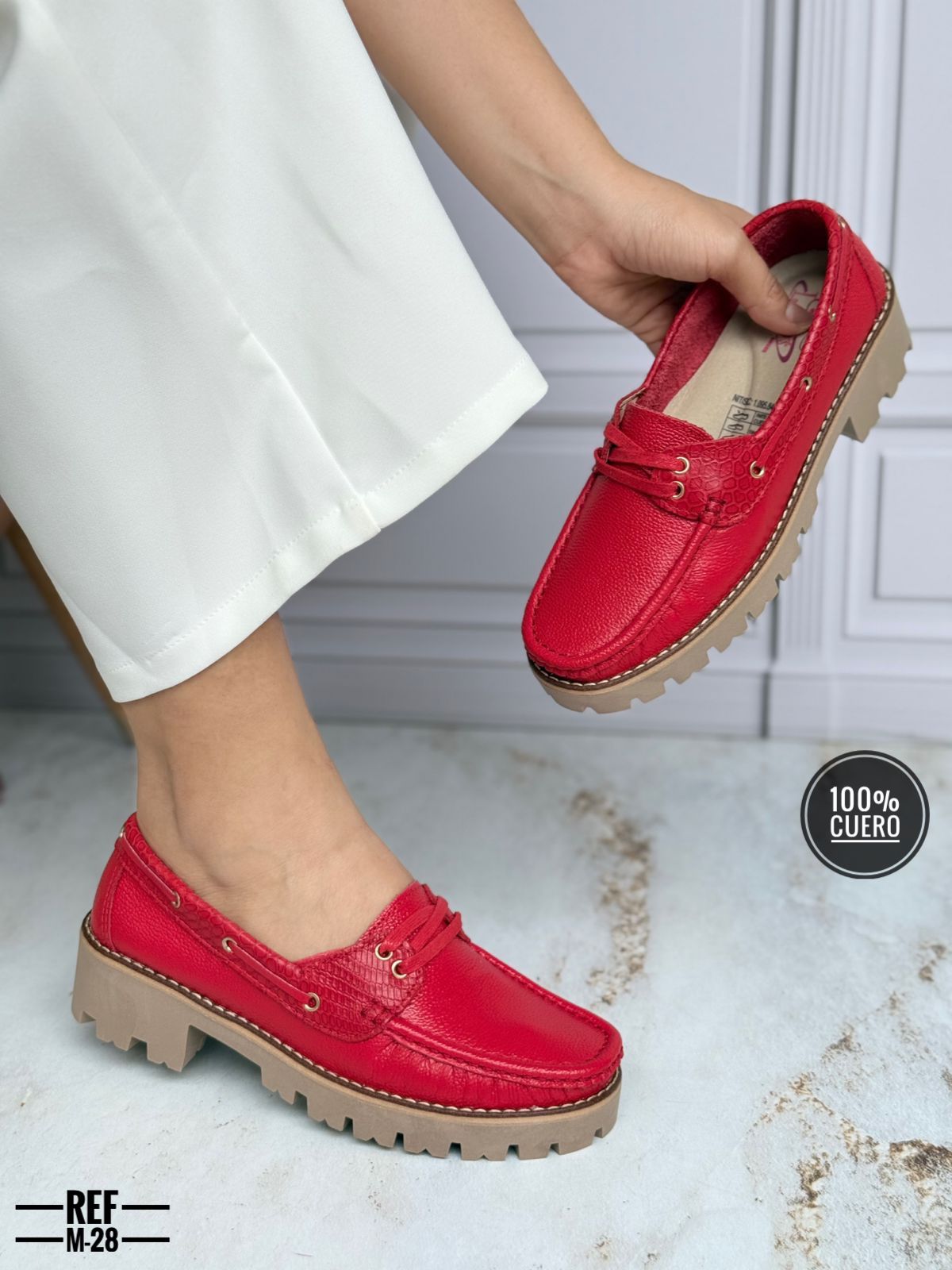 Mocasin M-28