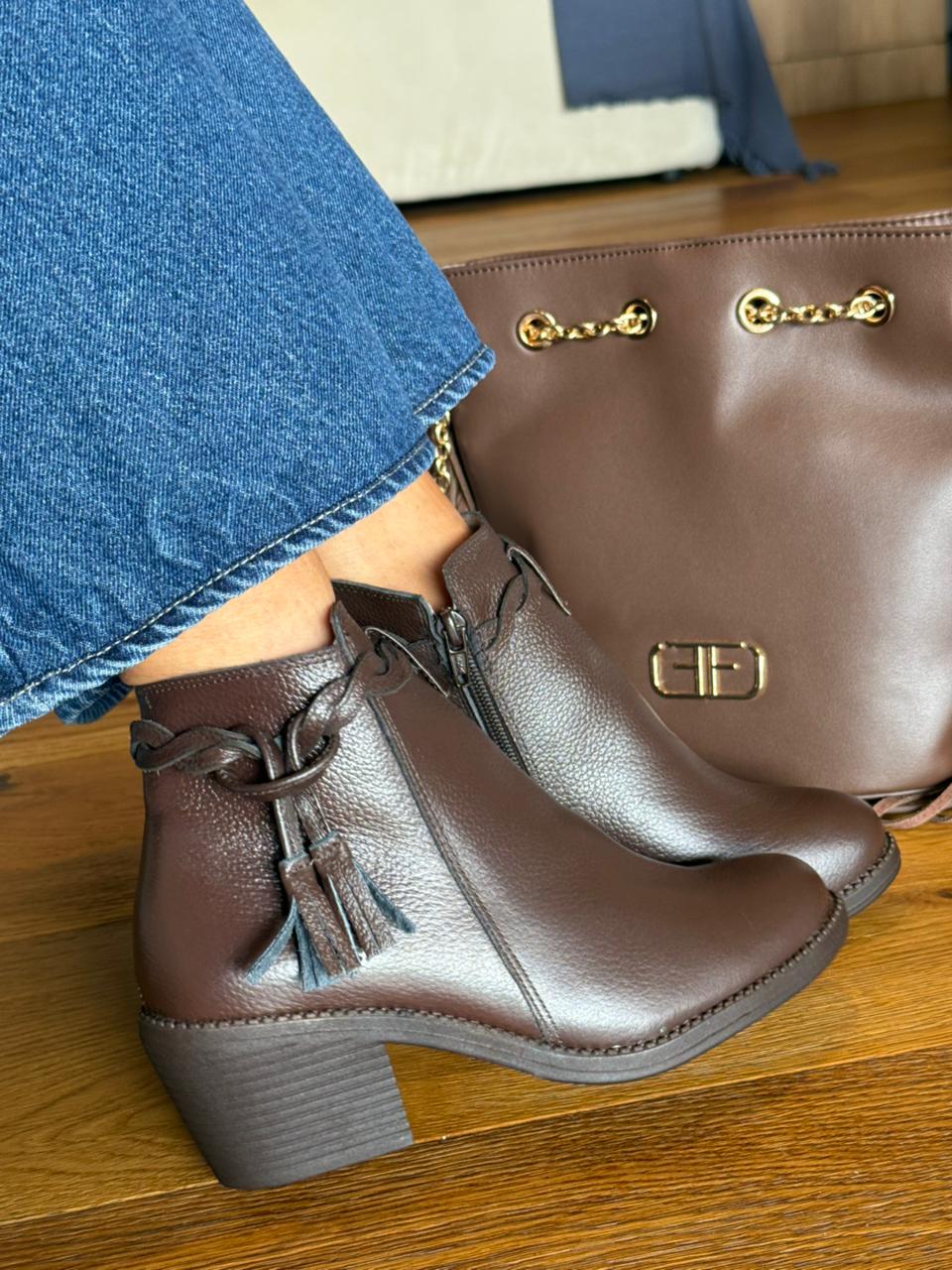 Botines en cuero para dama Dalia